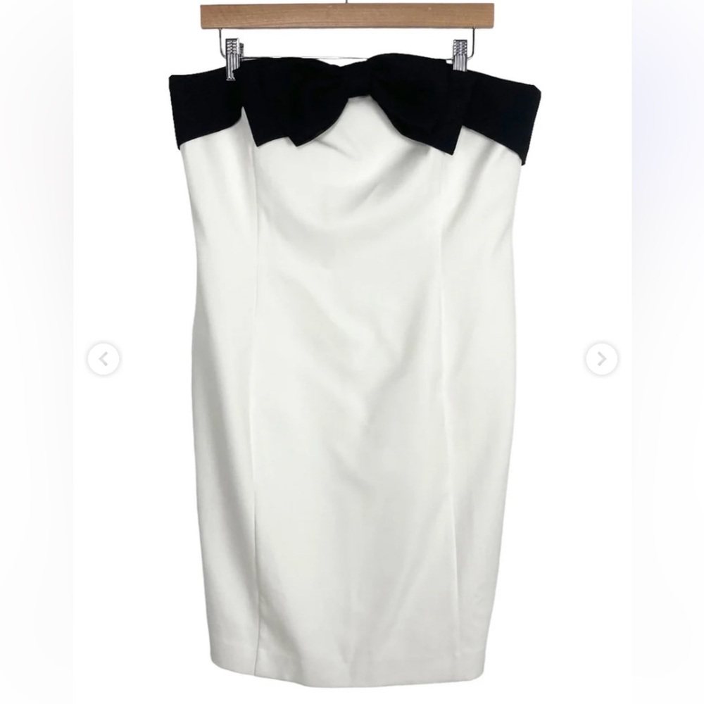 White House Black Market NWOT Elegant White Strapless Black Bow Dress (Size 8) - Picture 3 of 5